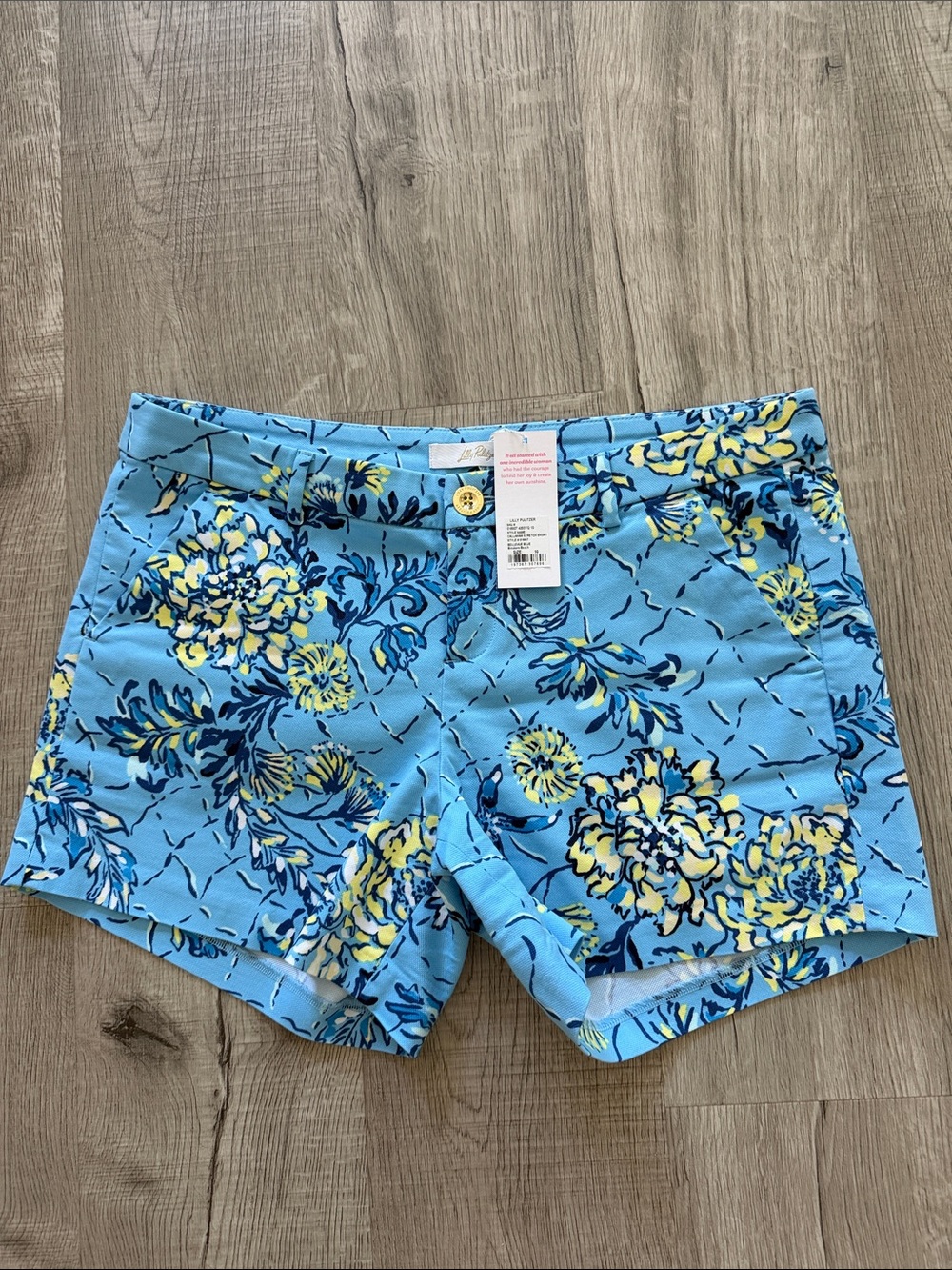 Lilly Pulitzer Bellevue Blue Breakers Beach Women’s Shorts with Yellow Accents